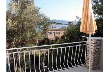 Kroatija Privát Vela Luka, Eksterjeras